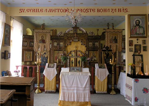 Храм